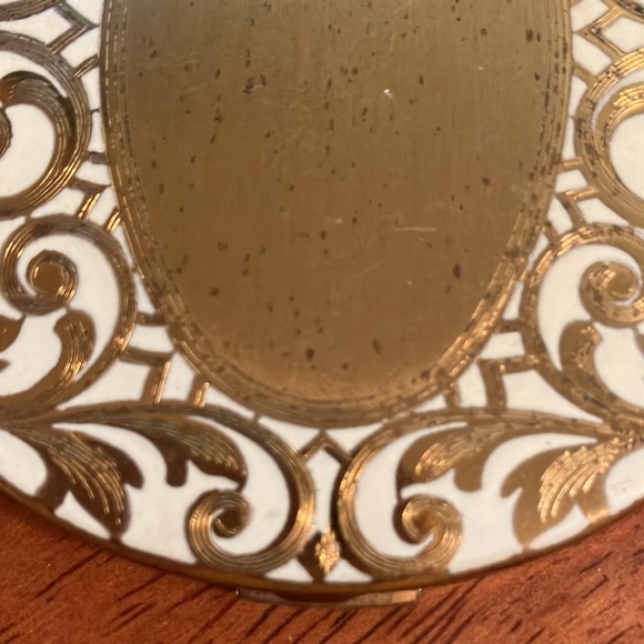 Beautiful antique compact from Art Deco era, made in USA by Elgin American! - Picture 11 of 16